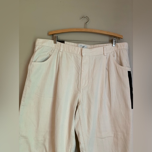 Banana republic cream color jeans denim wide leg
Pleated size xl - Picture 4 of 9